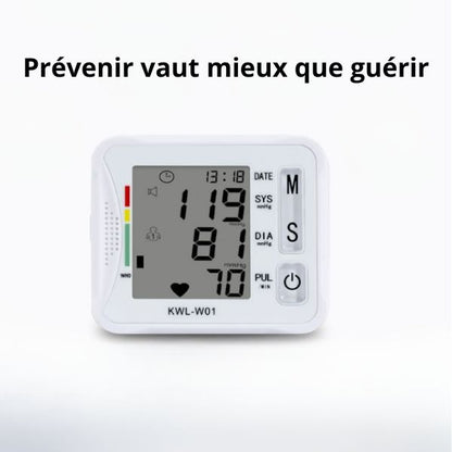 STETHOSCOPE , TENSIOMETRE, SERINGUE, GANTS et THERMOMETRE